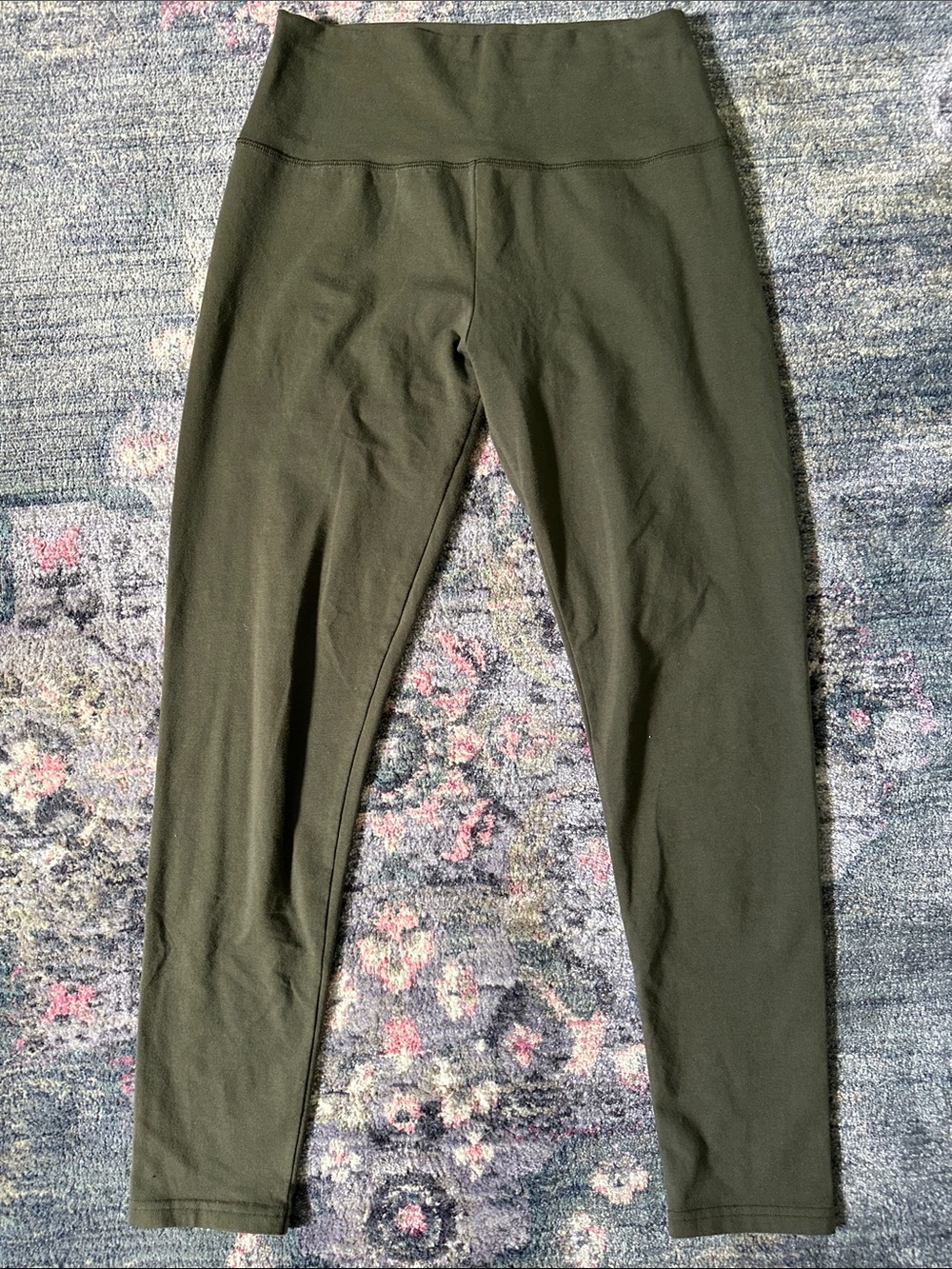 aerie Offline OG Legging High Rise Olive Green Size Large Like New!
